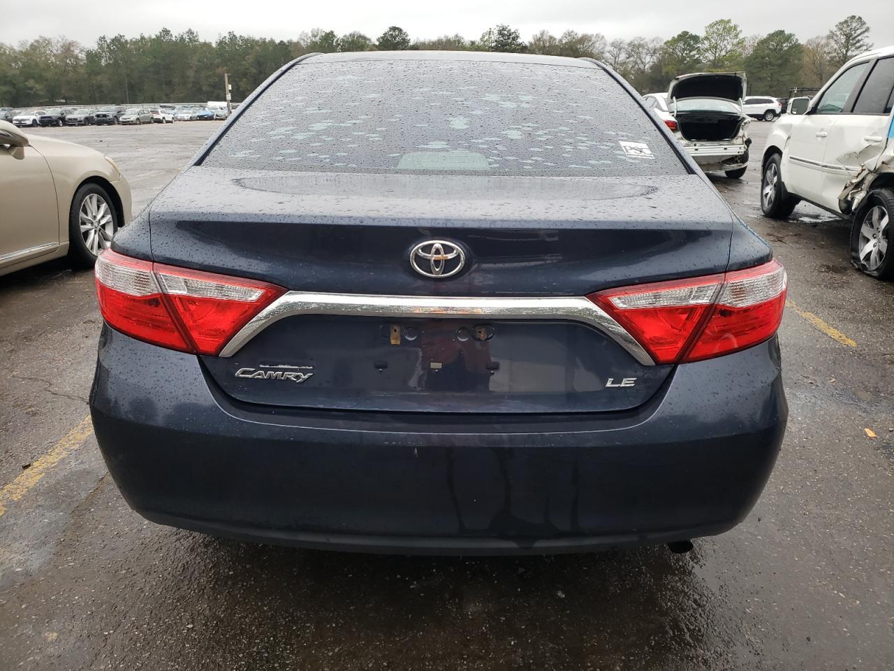 2015 TOYOTA CAMRY LE - Фото 6