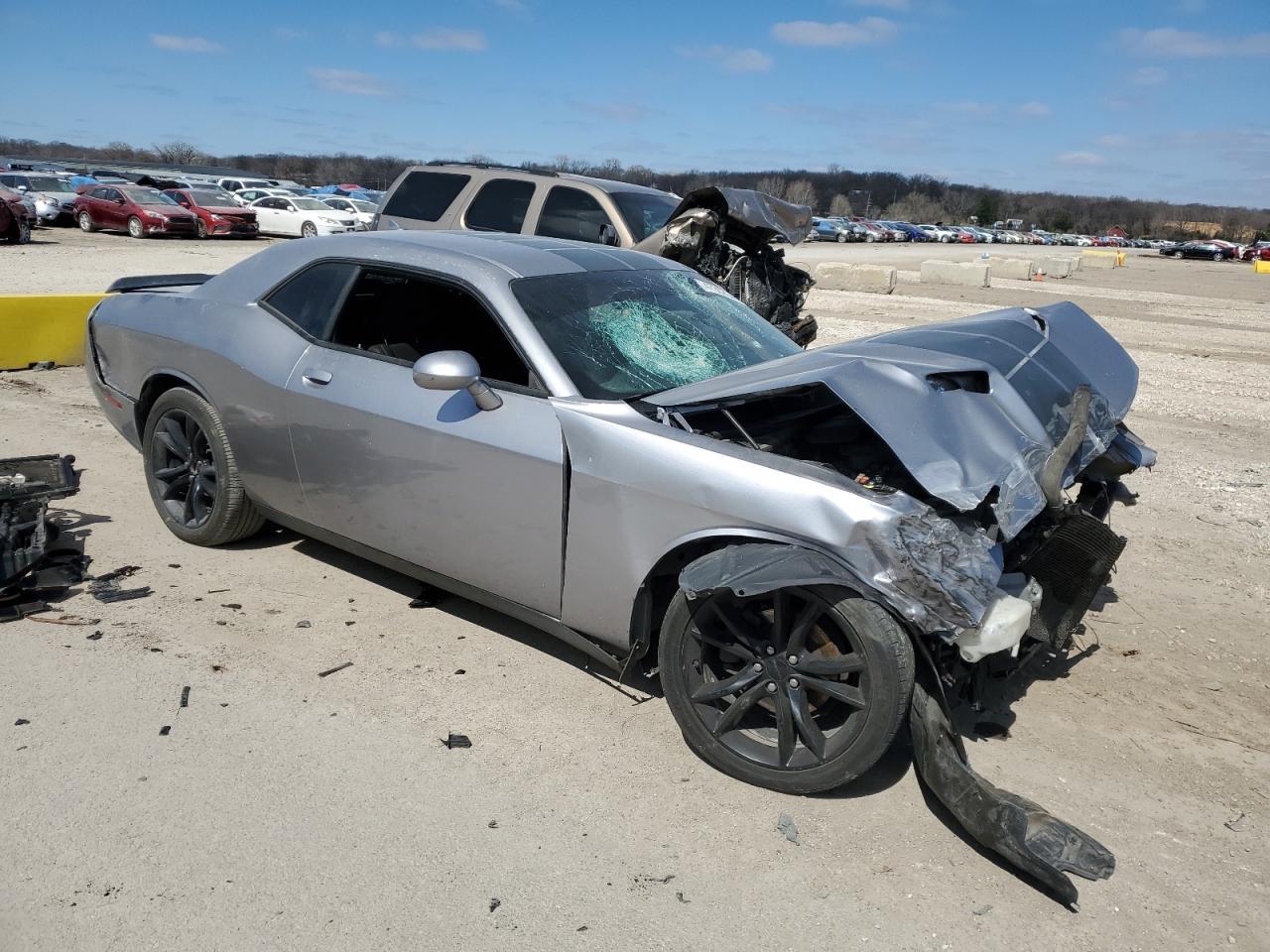 2016 DODGE CHALLENGER - Фото 4