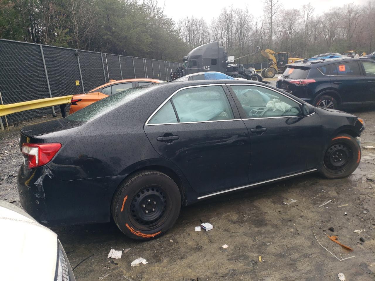 2012 TOYOTA CAMRY BASE - Фото 3