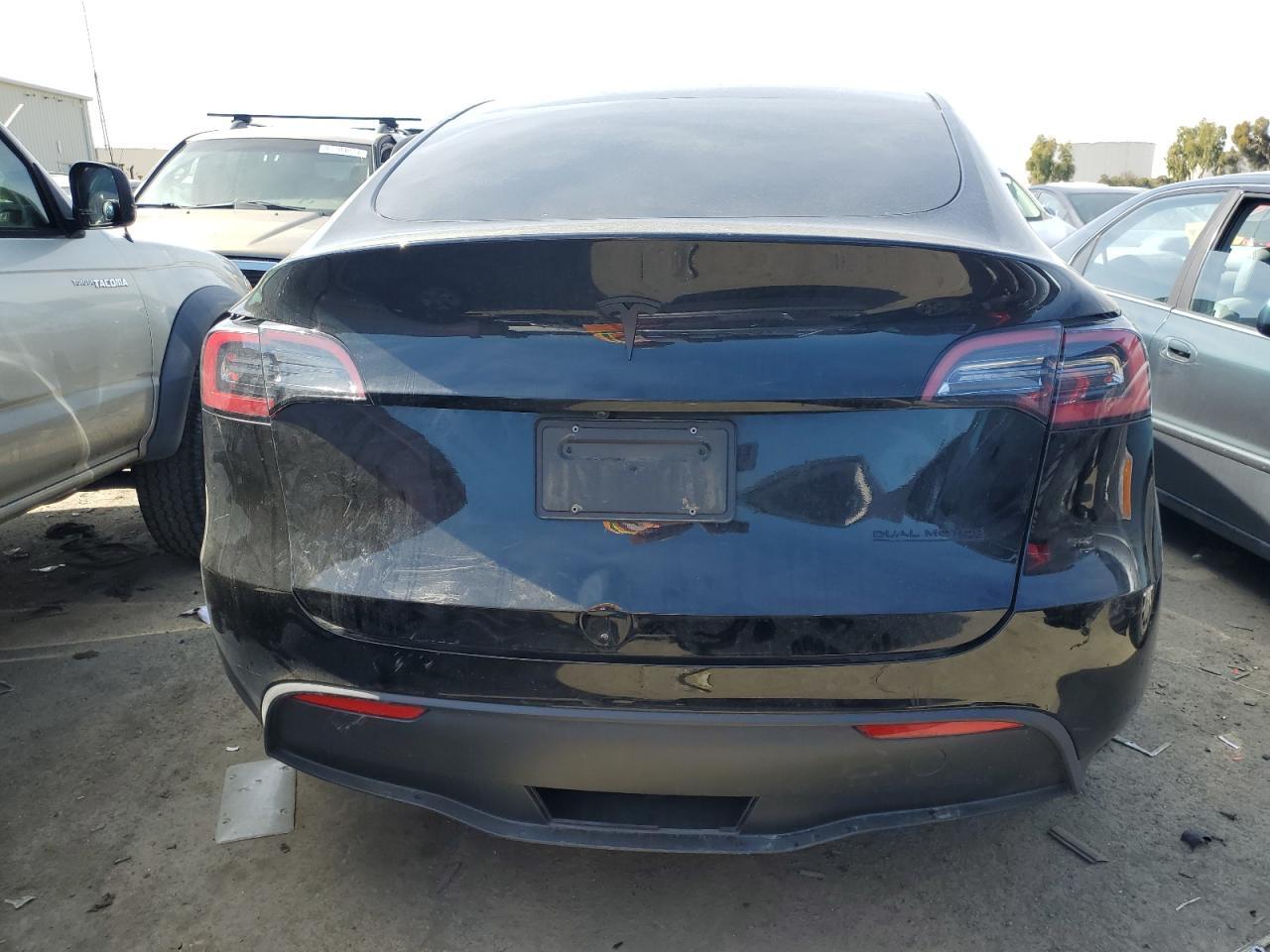 2023 TESLA MODEL Y - Фото 6