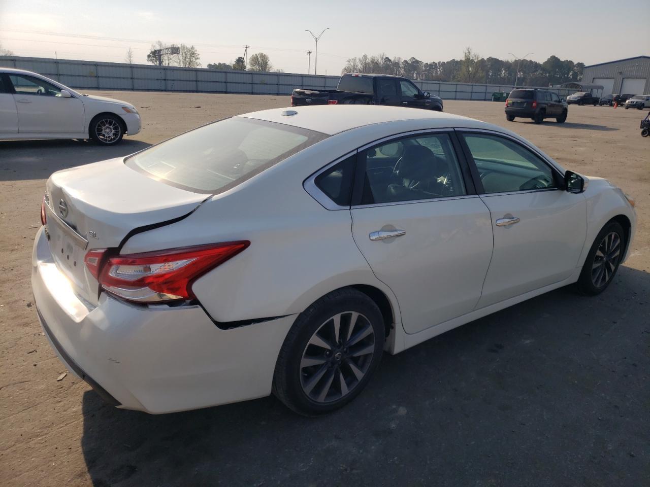 2017 NISSAN ALTIMA 2.5 - Image 3