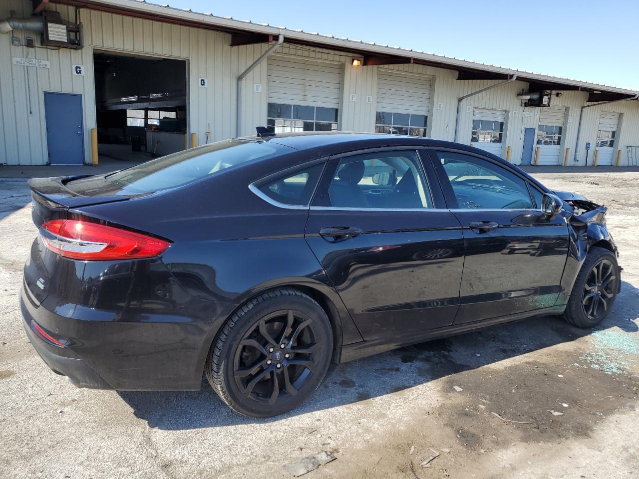 2020 FORD FUSION SE - Image 3