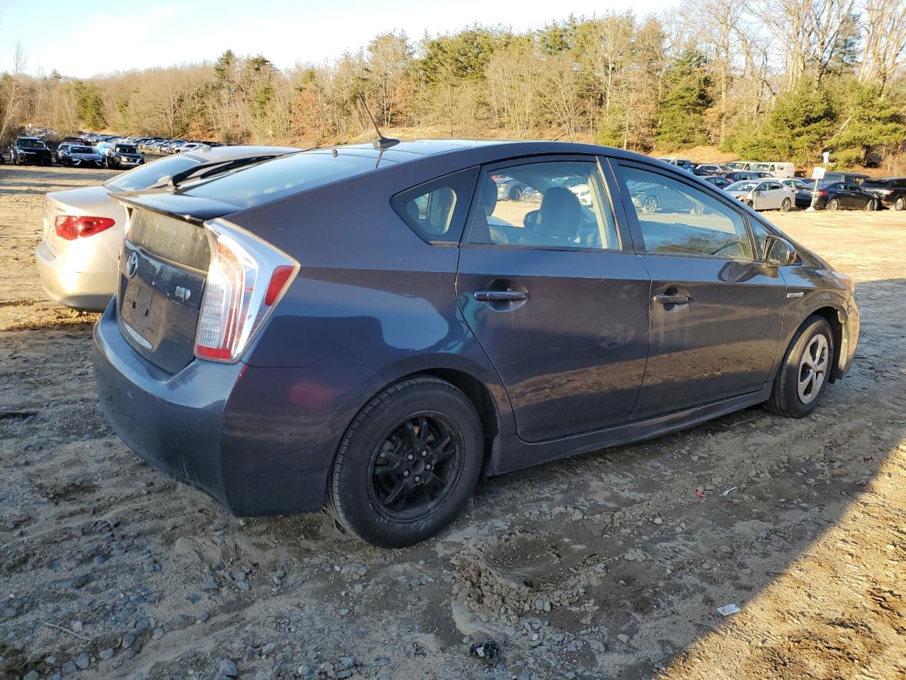 2013 TOYOTA PRIUS - Фото 3