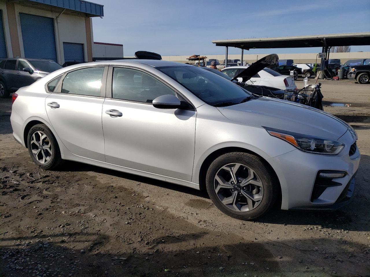 2020 KIA FORTE FE - Фото 4