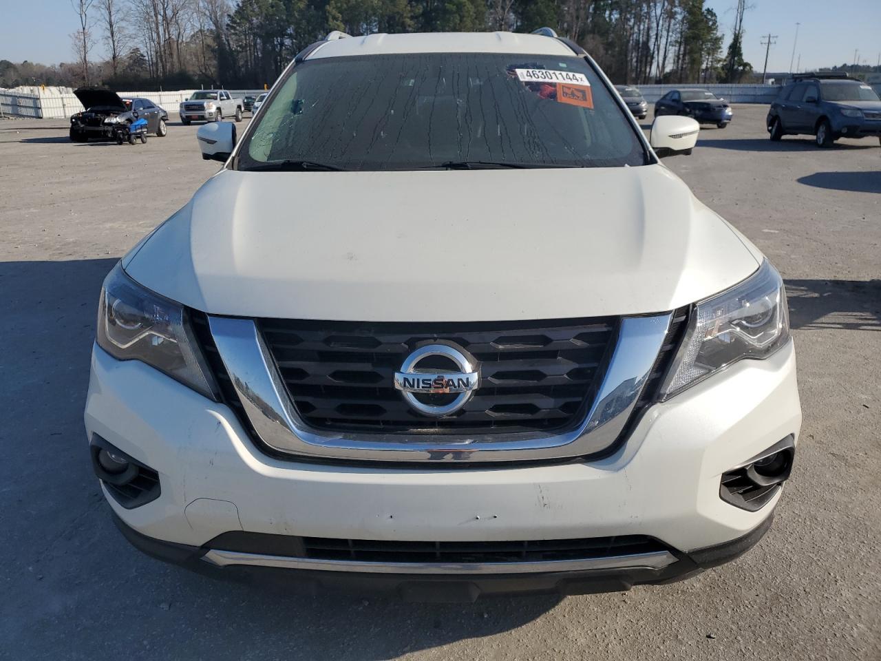 2017 NISSAN PATHFINDER - Фото 5