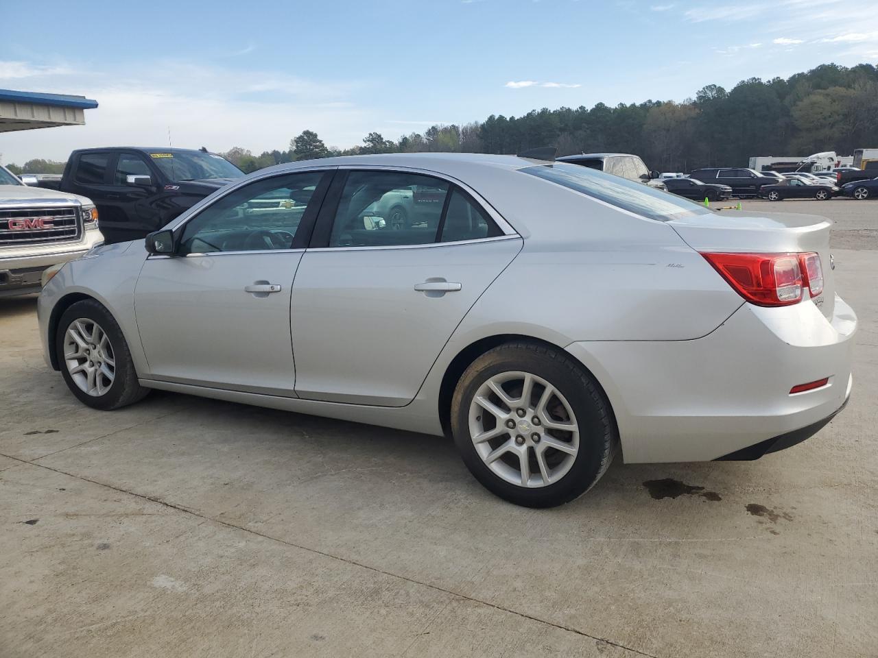 2015 CHEVROLET MALIBU LS - Image 2