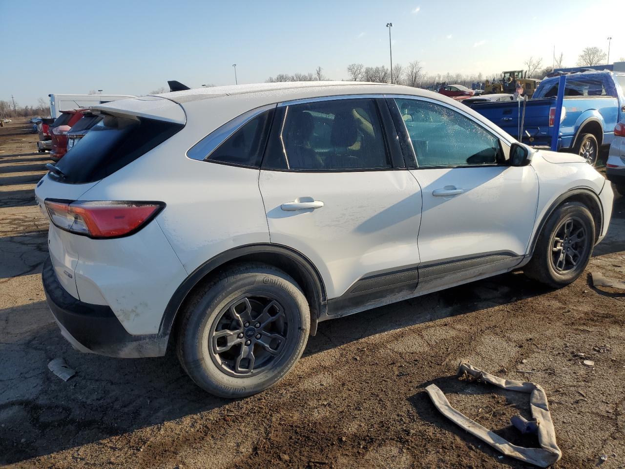 2020 FORD ESCAPE SE - Image 3