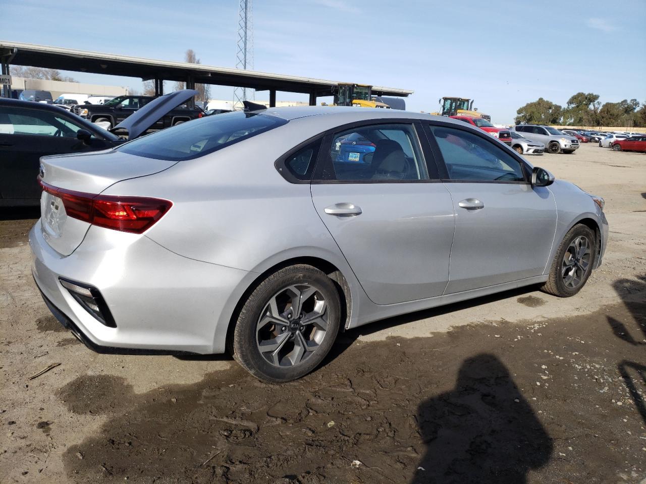 2020 KIA FORTE FE - Фото 3