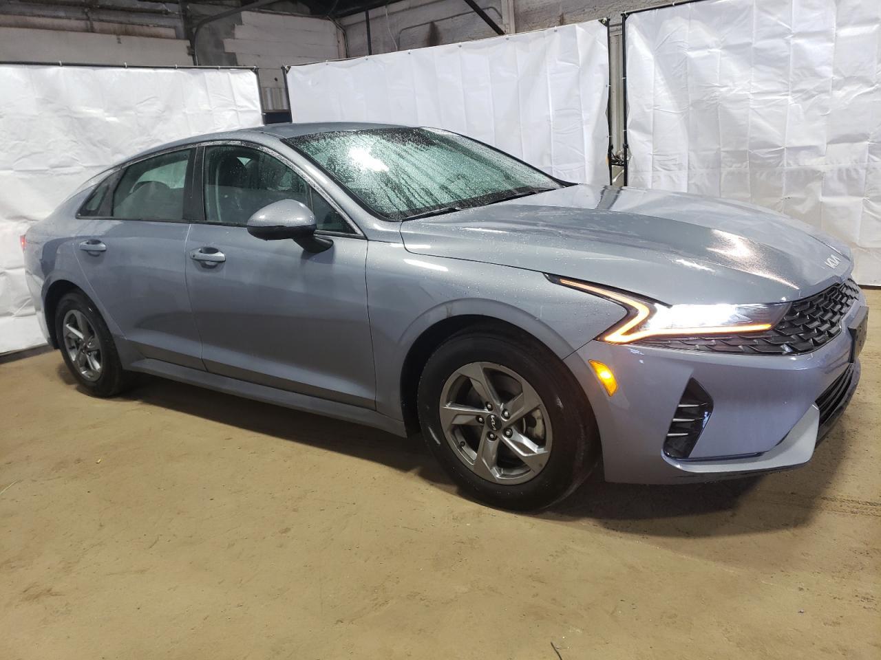 2023 KIA K5 LXS - Image 4