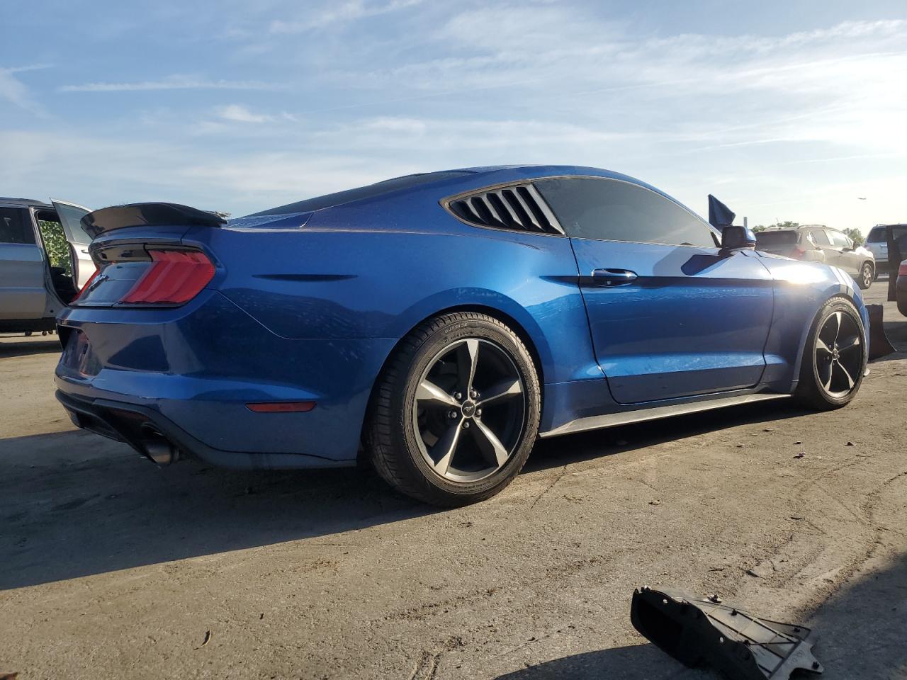 2018 FORD MUSTANG - Image 3