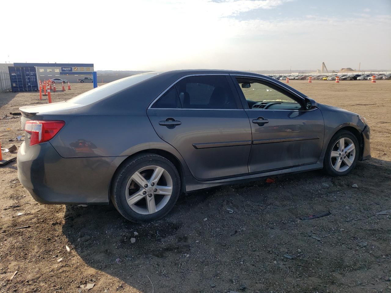 2012 TOYOTA CAMRY BASE - Фото 3
