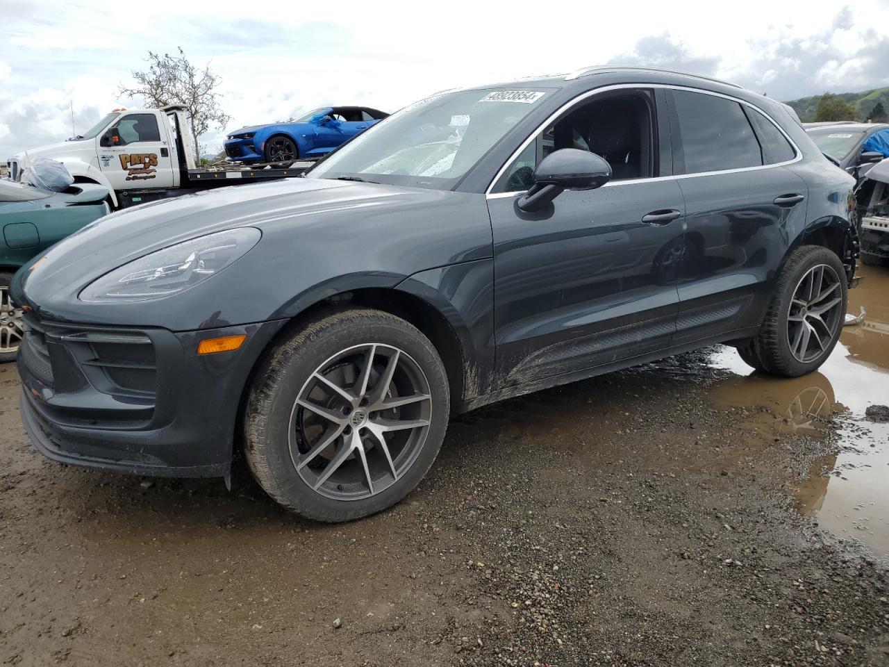 2023 PORSCHE MACAN BASE car image