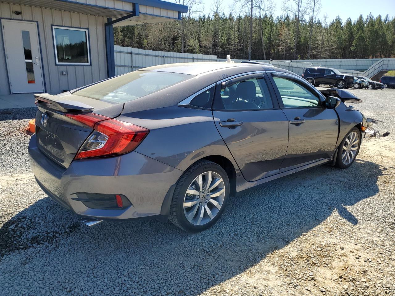 2017 HONDA CIVIC LX - Фото 3