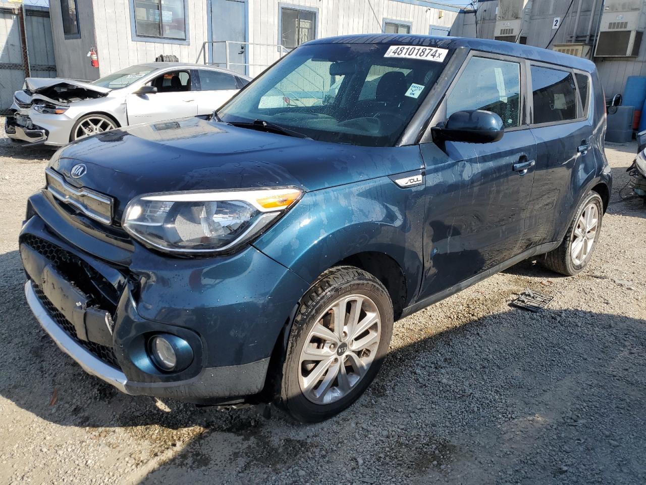2017 KIA SOUL +