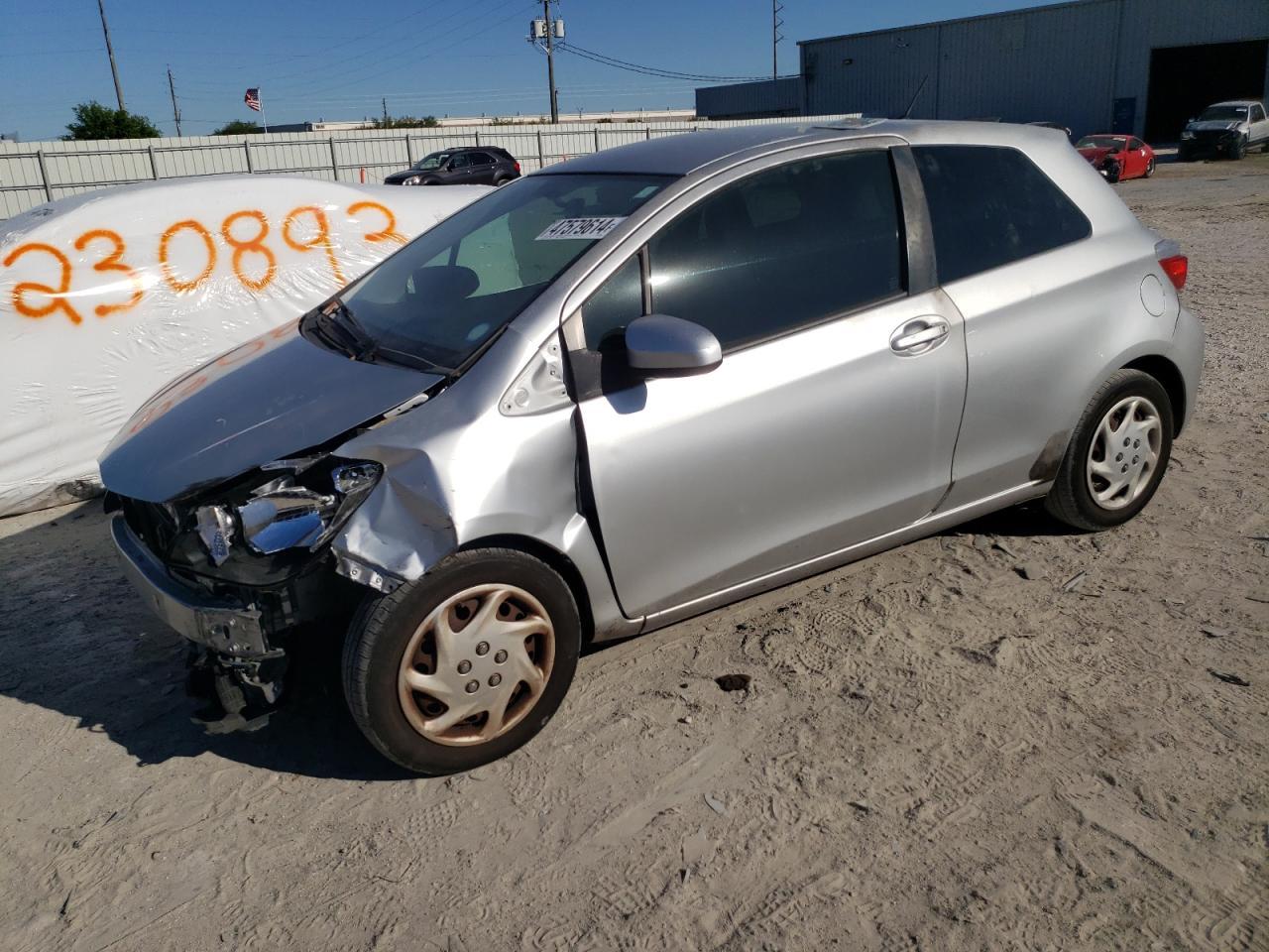 2012 TOYOTA YARIS