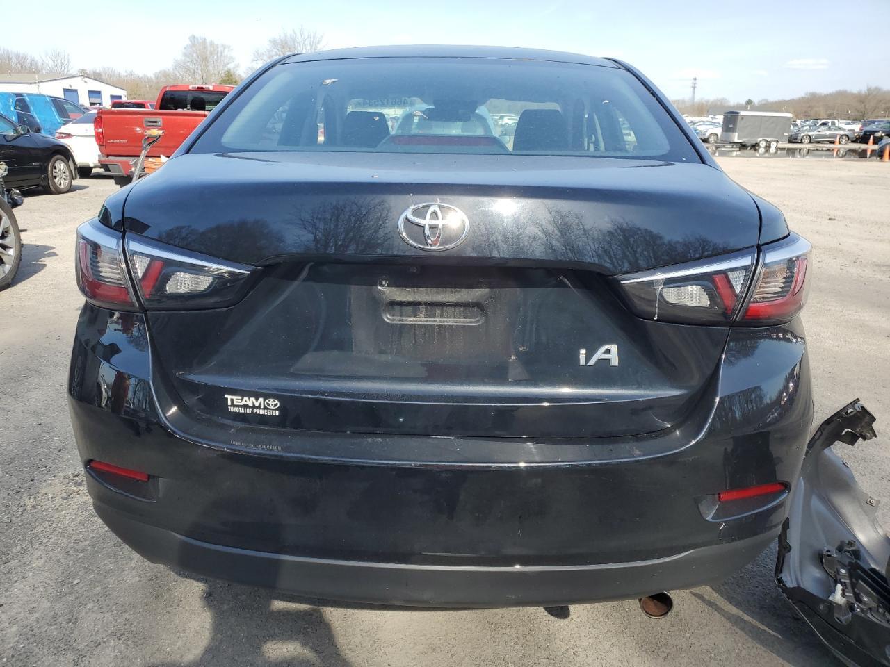 2017 TOYOTA YARIS IA - Фото 6