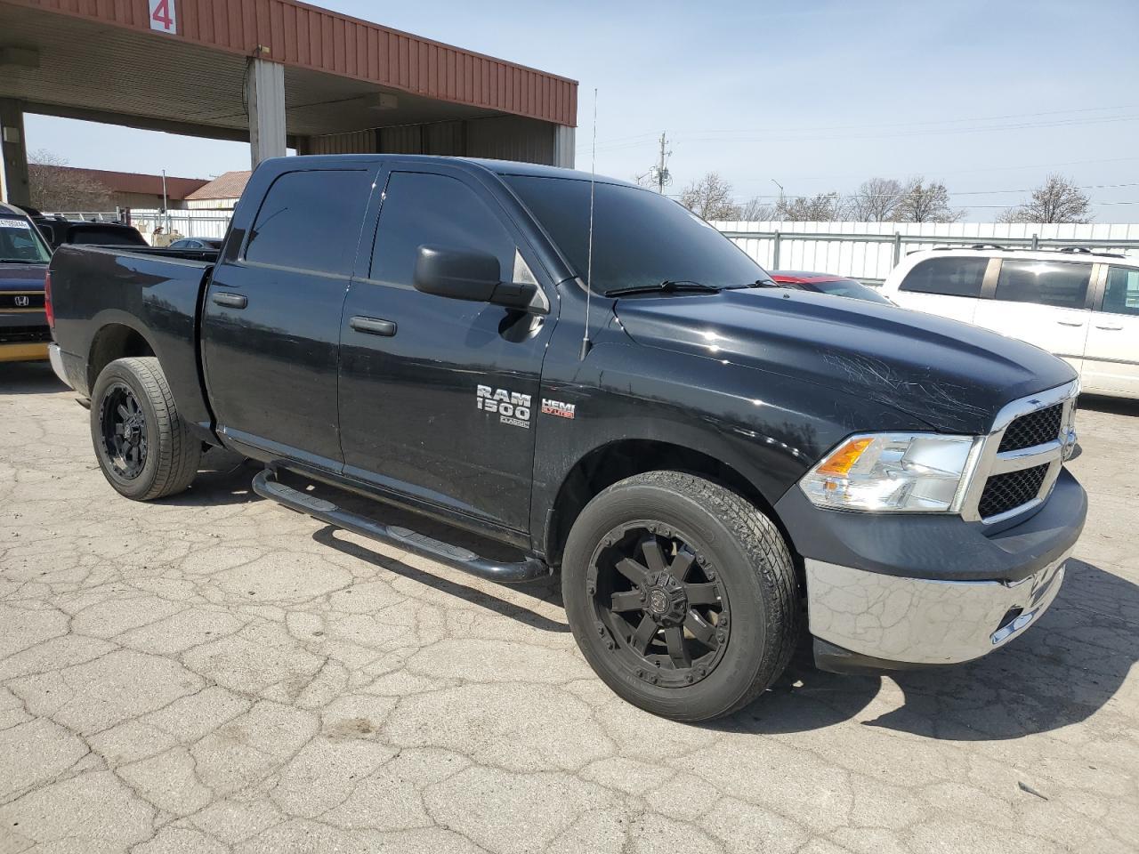 2019 RAM 1500 CLASS - Фото 4