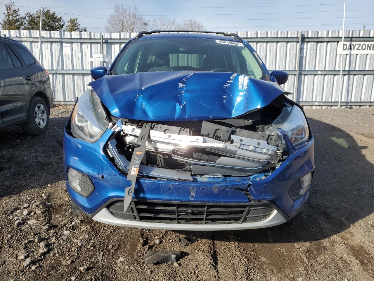 2017 FORD ESCAPE SE - Фото 5
