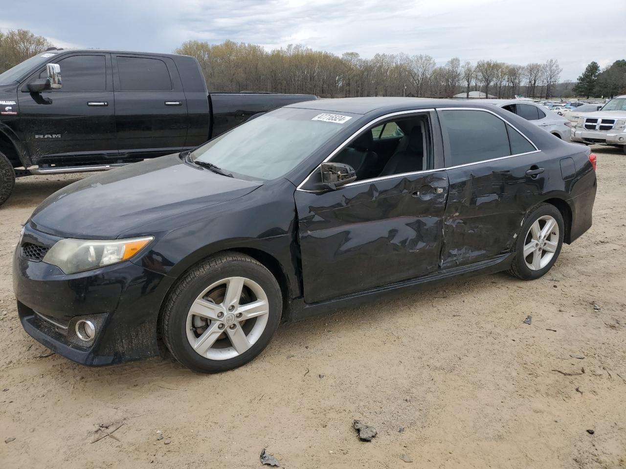 2013 TOYOTA CAMRY L