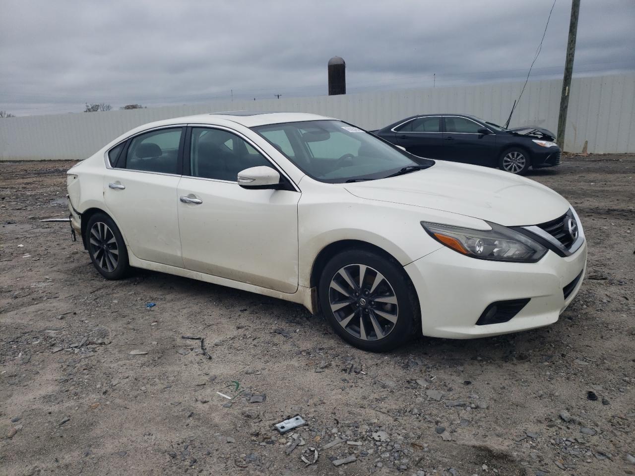 2016 NISSAN ALTIMA 2.5 - Фото 4