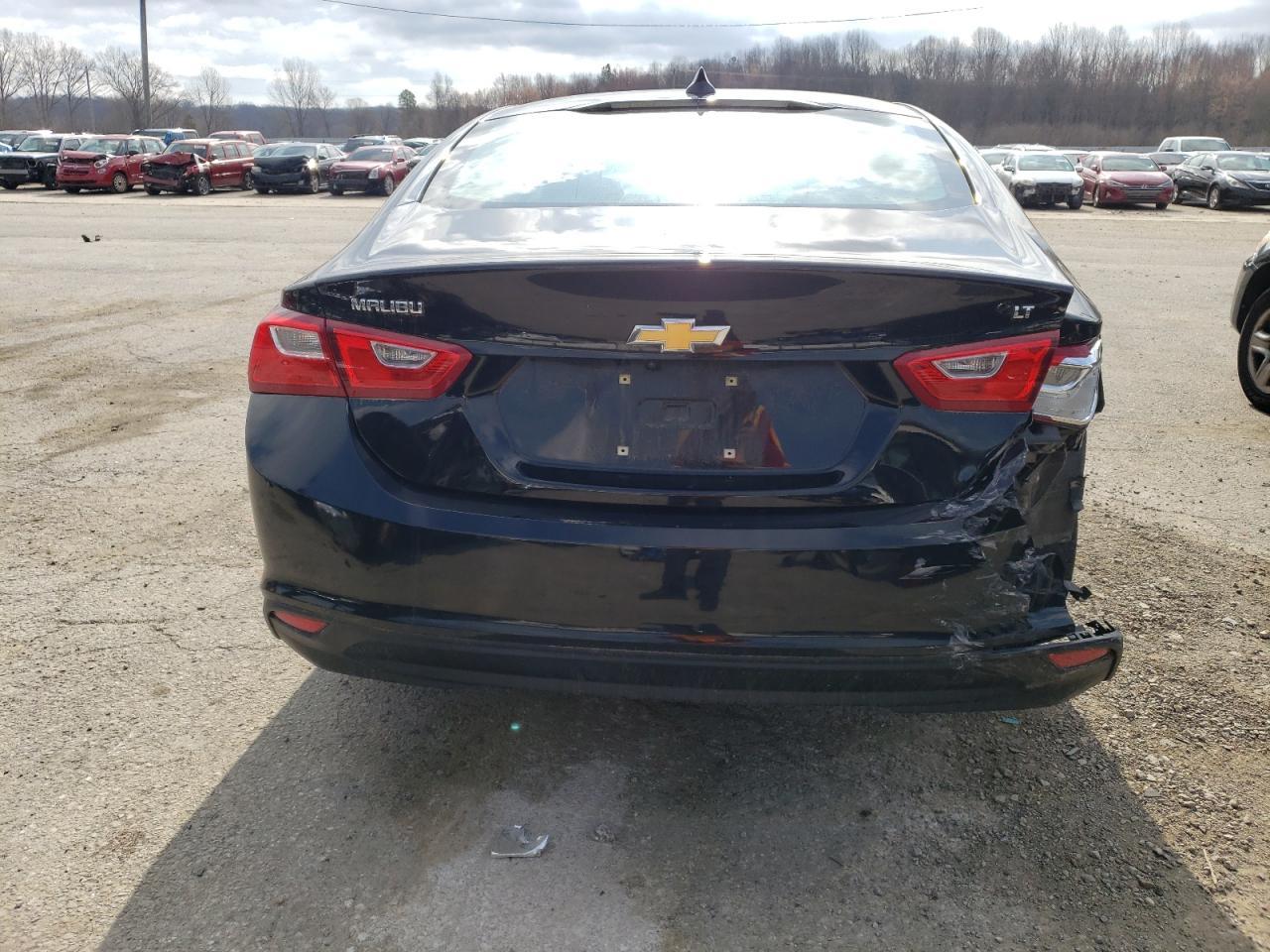 2017 CHEVROLET MALIBU LT - Фото 6