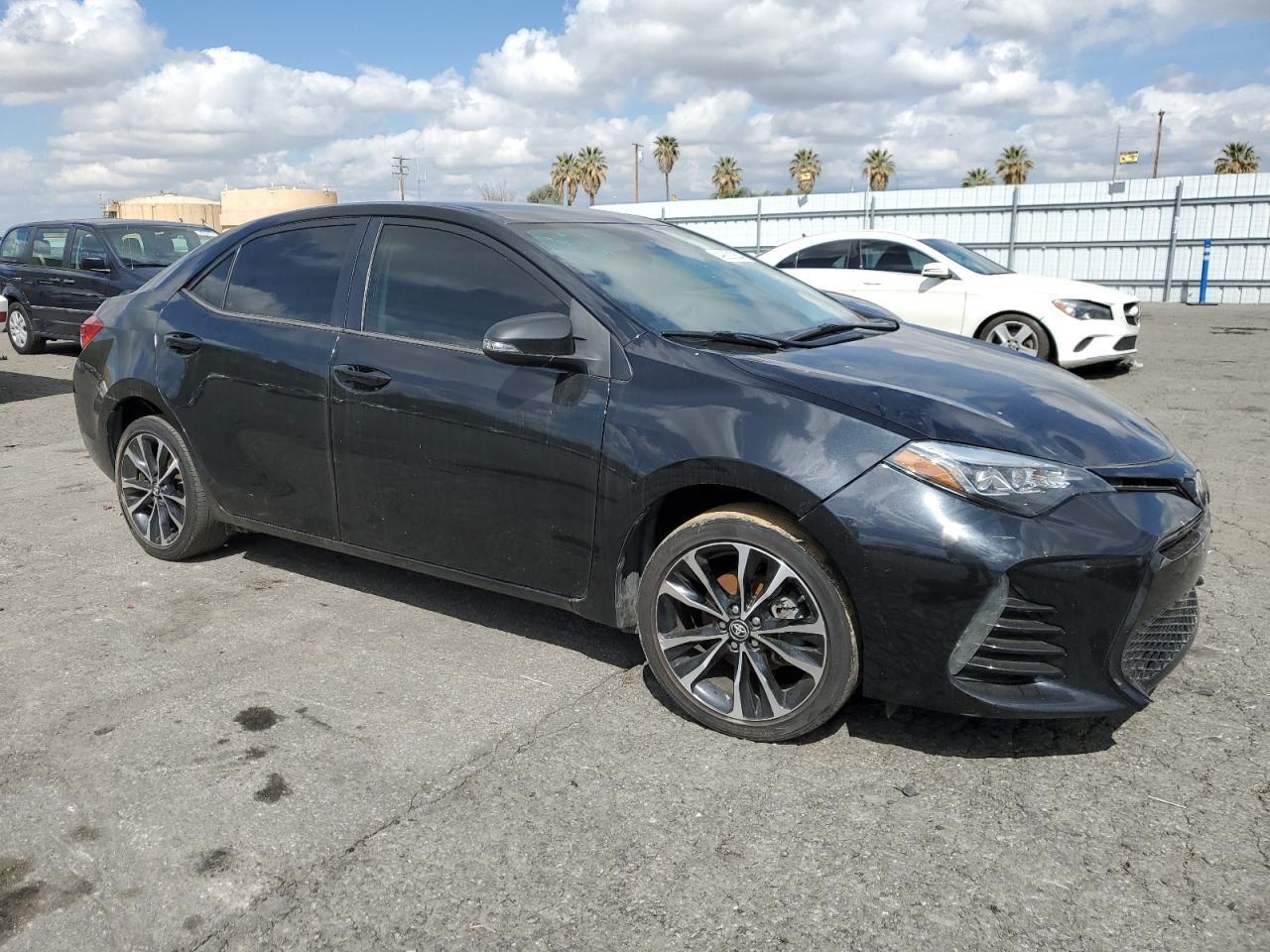 2018 TOYOTA COROLLA L - Image 4