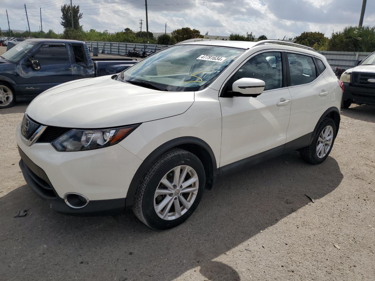 2018 NISSAN ROGUE SPOR car image