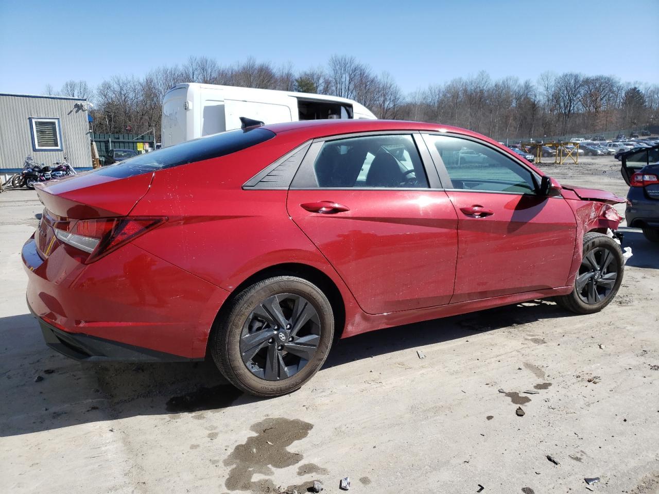 2023 HYUNDAI ELANTRA SE - Фото 3
