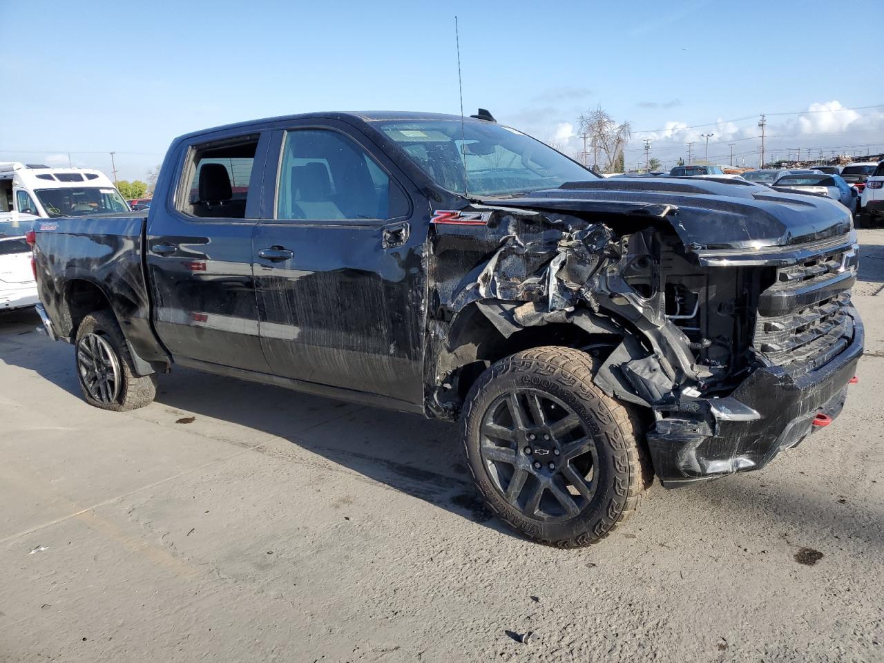 2023 CHEVROLET SILVERADO - Фото 4