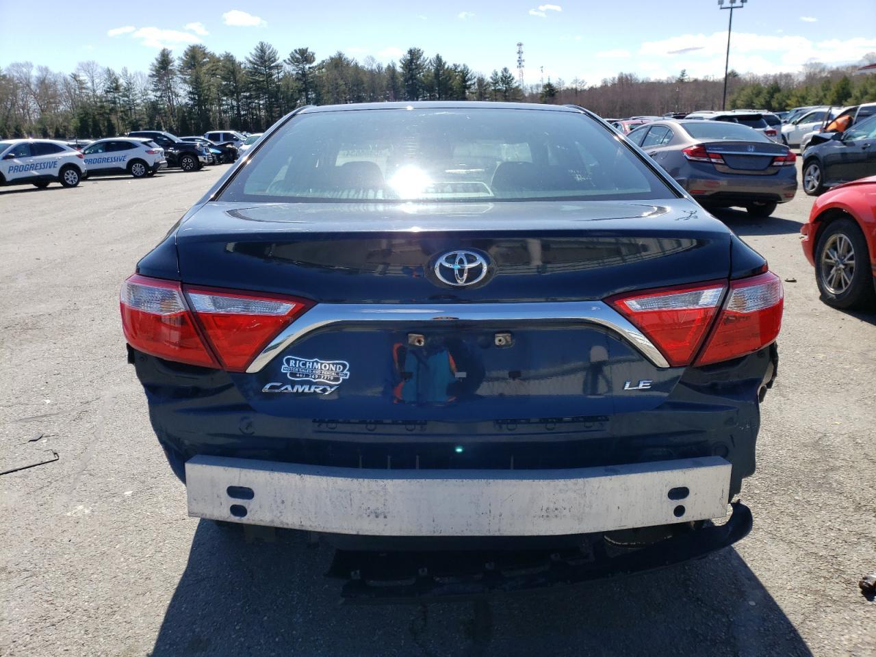 2016 TOYOTA CAMRY LE - Image 6