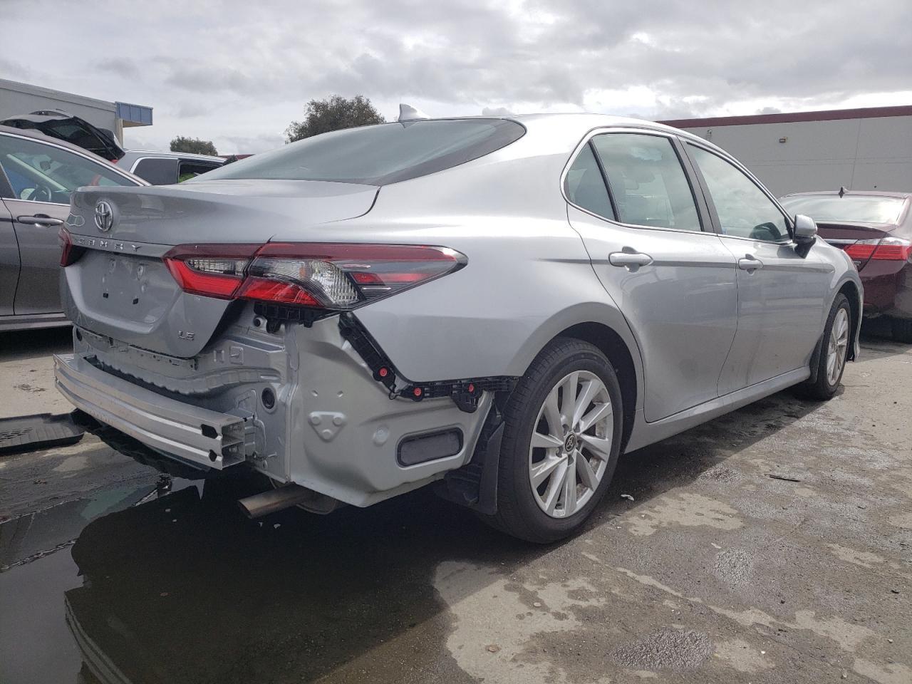 2023 TOYOTA CAMRY LE - Image 3