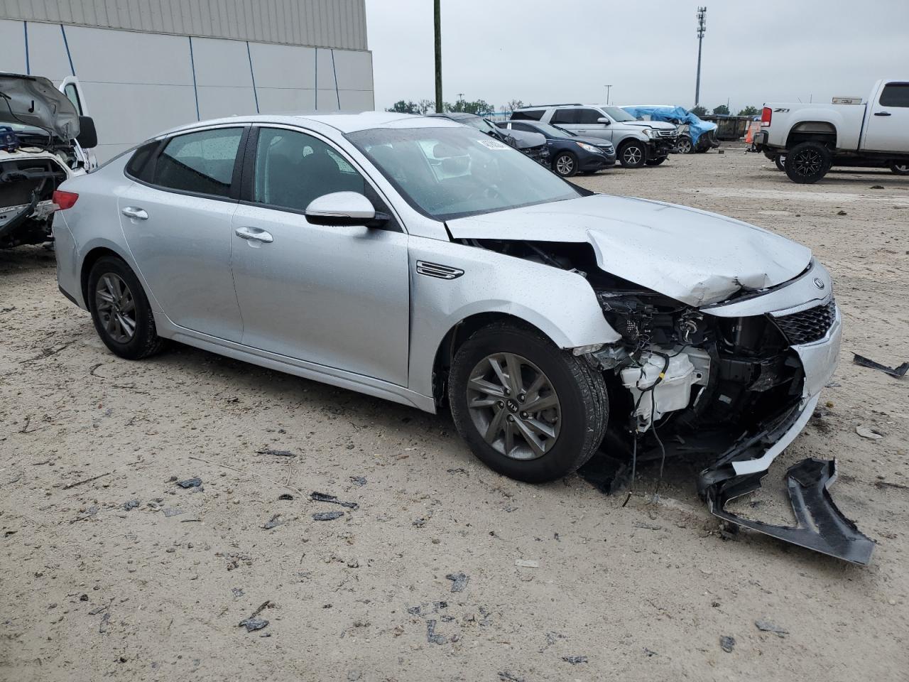 2019 KIA OPTIMA LX - Image 4
