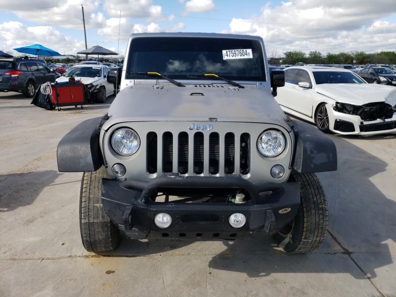 2017 JEEP WRANGLER U - Image 5