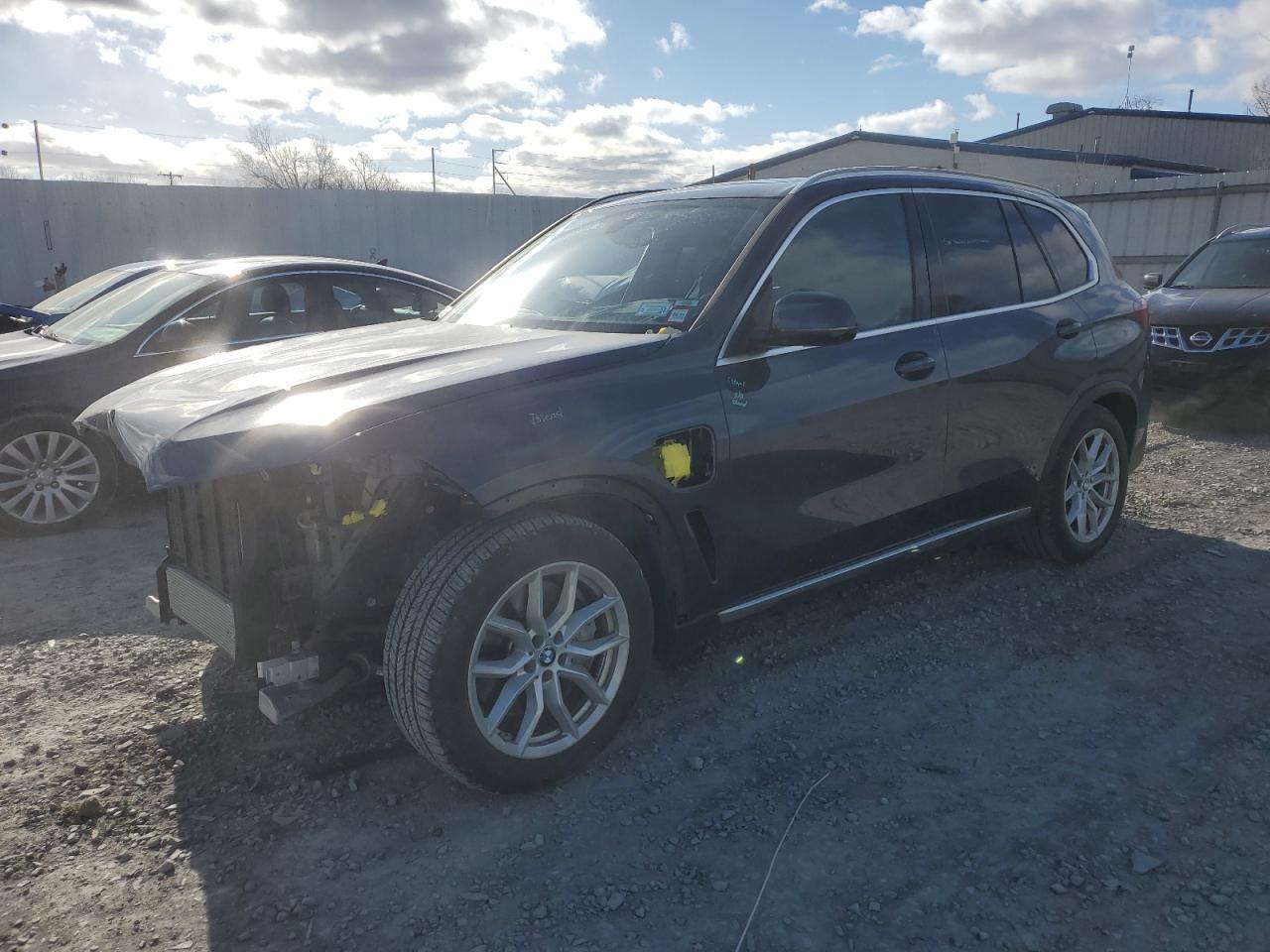 2021 BMW X5 XDRIVE4 car image