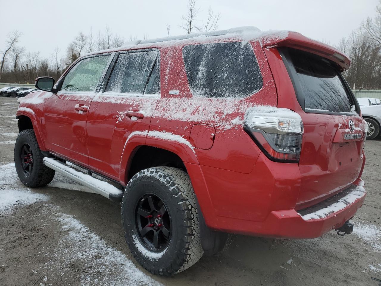 2017 TOYOTA 4RUNNER SR - Image 2