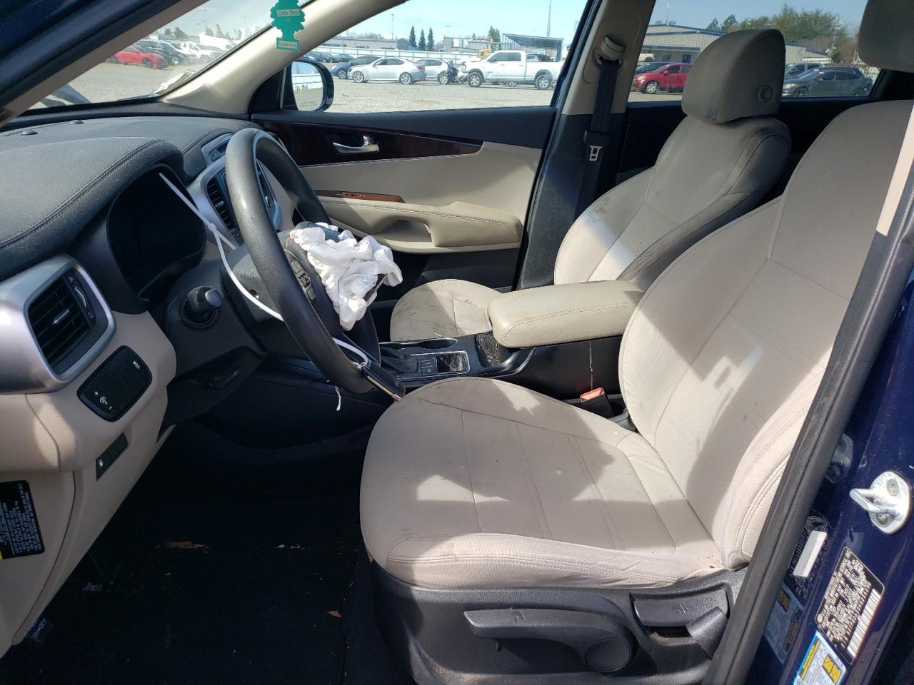 2017 KIA SORENTO LX - Фото 7