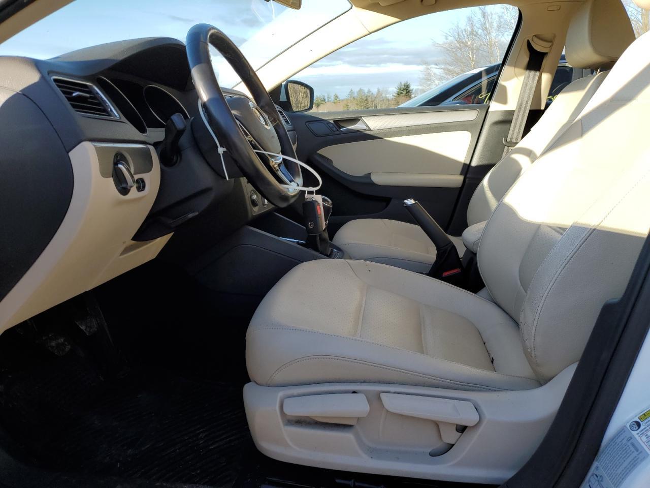 2017 VOLKSWAGEN JETTA SE - Image 7