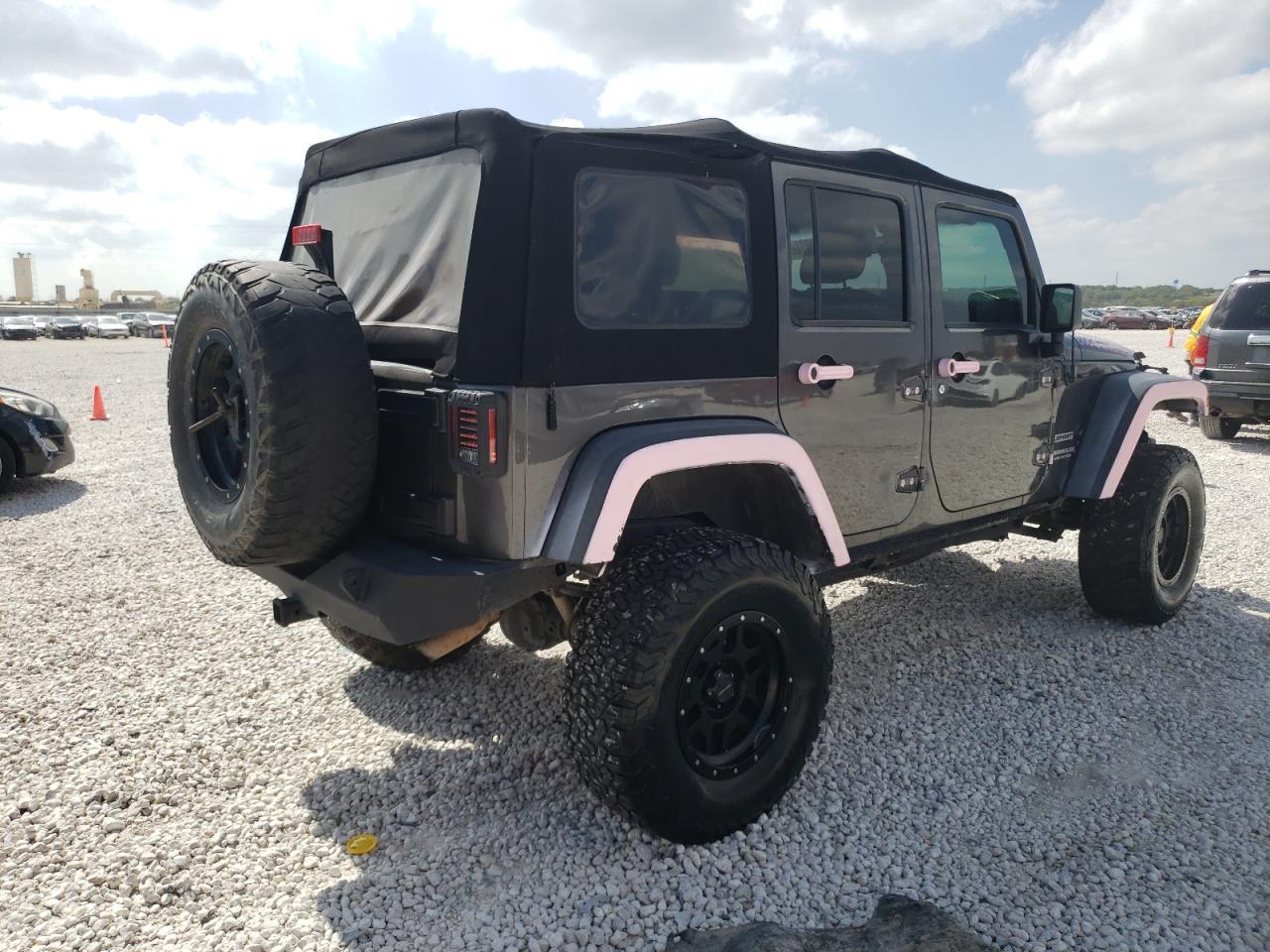 2017 JEEP WRANGLER U - Фото 3