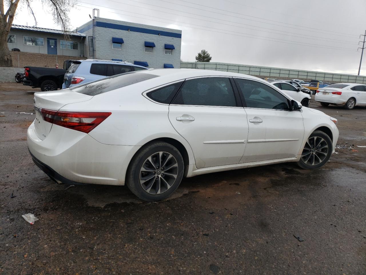 2016 TOYOTA AVALON XLE - Image 3