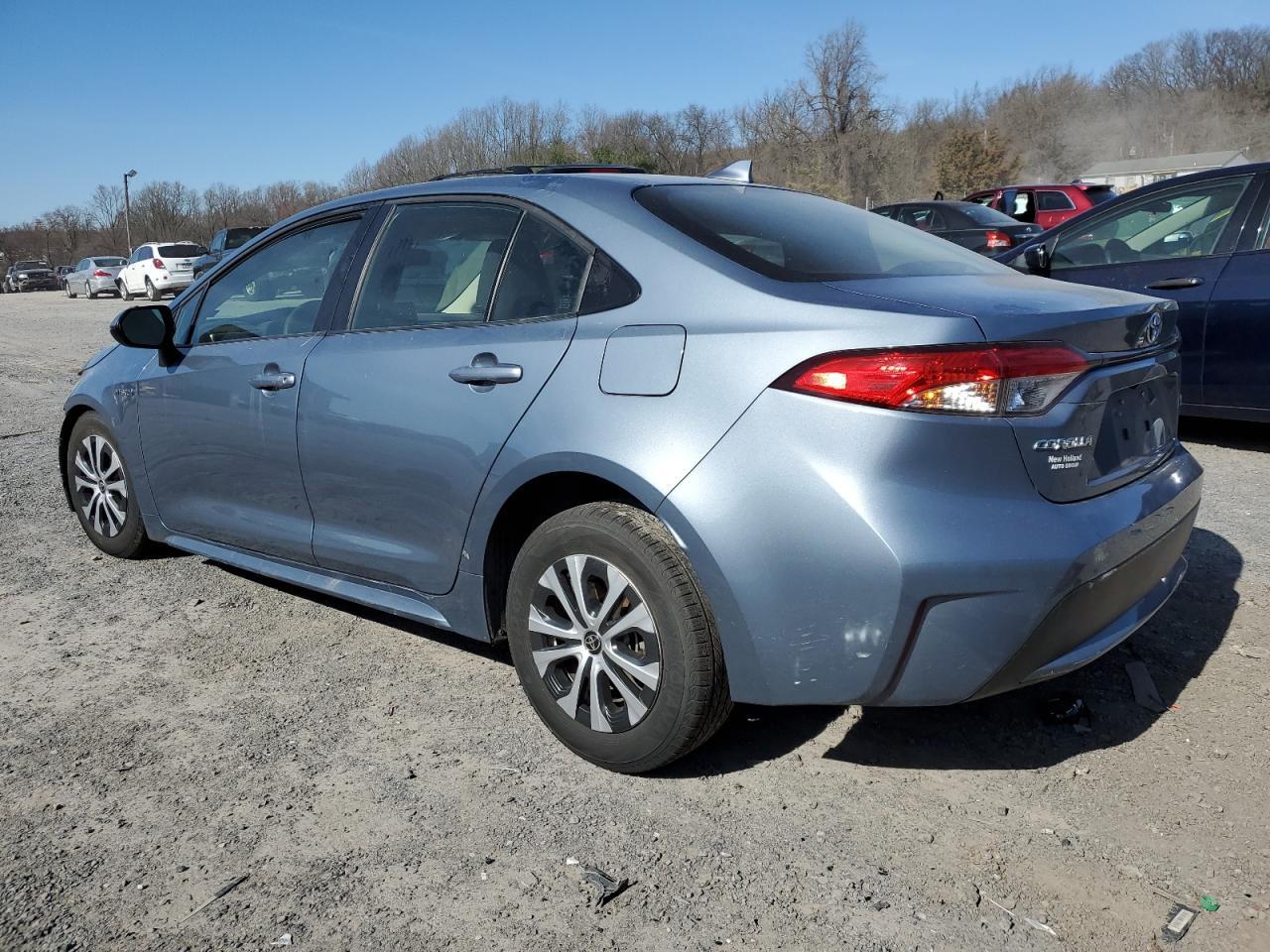 2021 TOYOTA COROLLA LE - Image 2