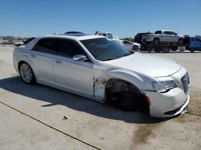 2015 Chrysler 300C - Image 4