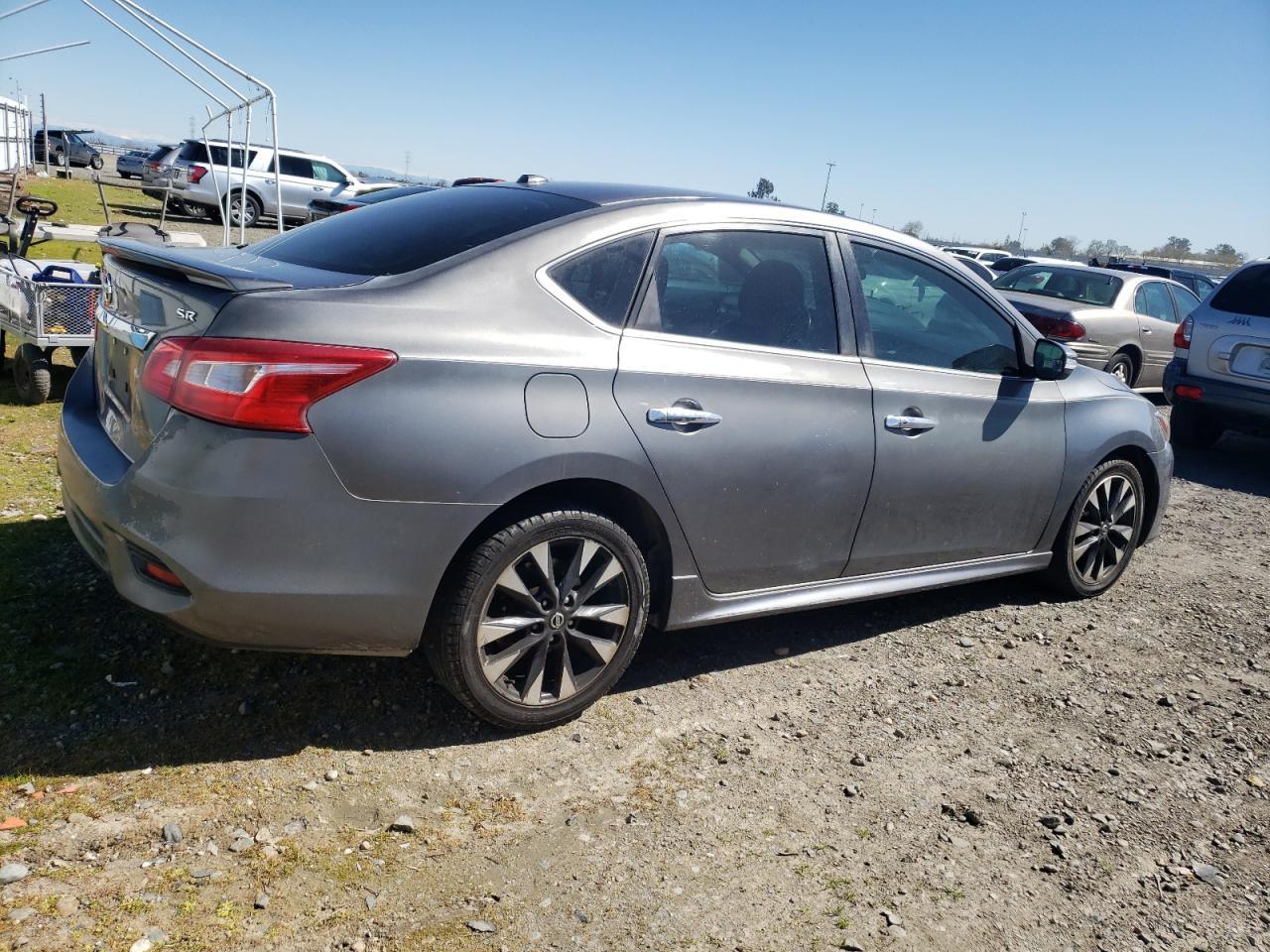 2017 NISSAN SENTRA S - Фото 3