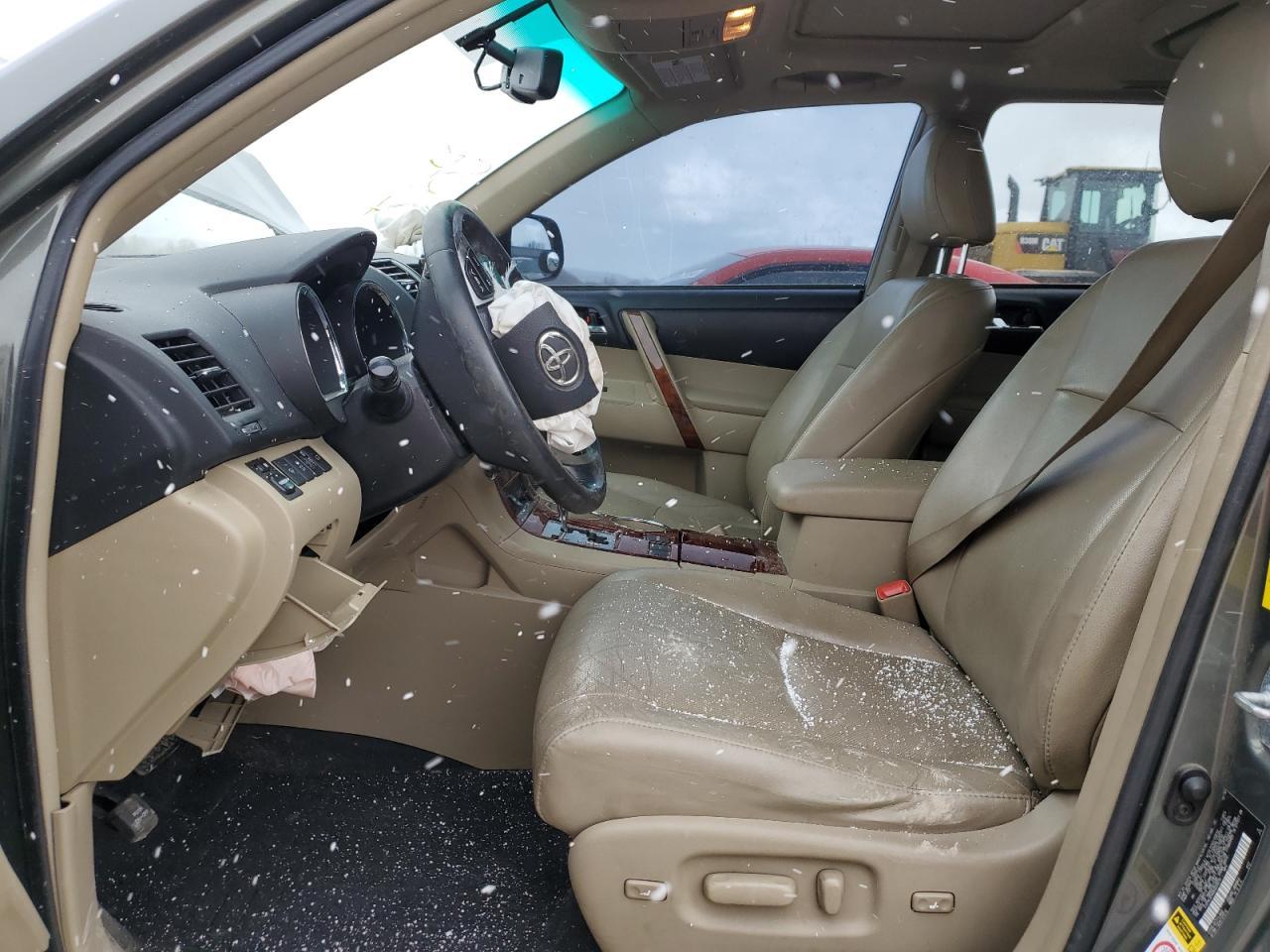 2011 TOYOTA HIGHLANDER - Image 7