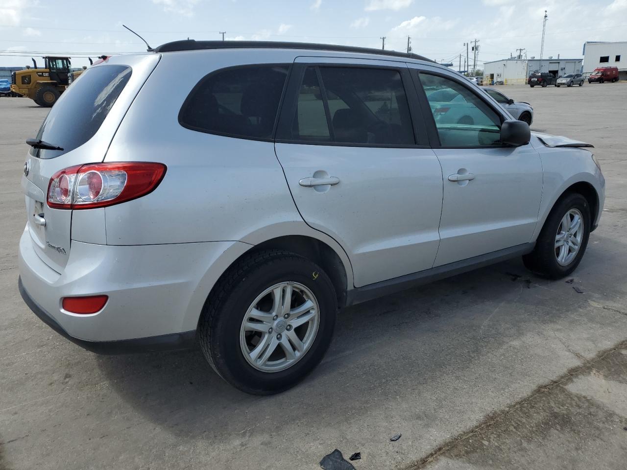 2011 HYUNDAI SANTA FE G - Image 3