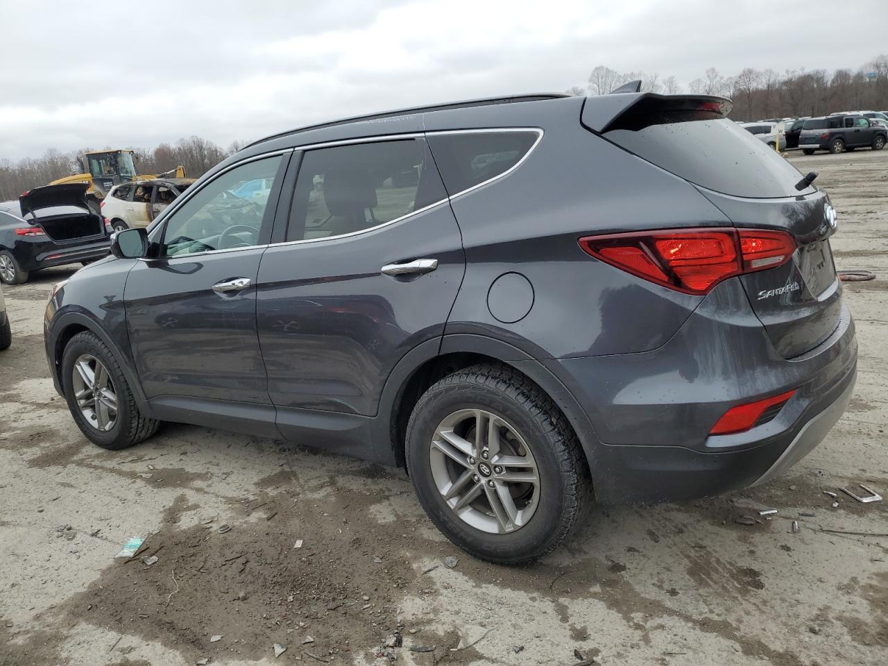 2017 HYUNDAI SANTA FE S - Image 2