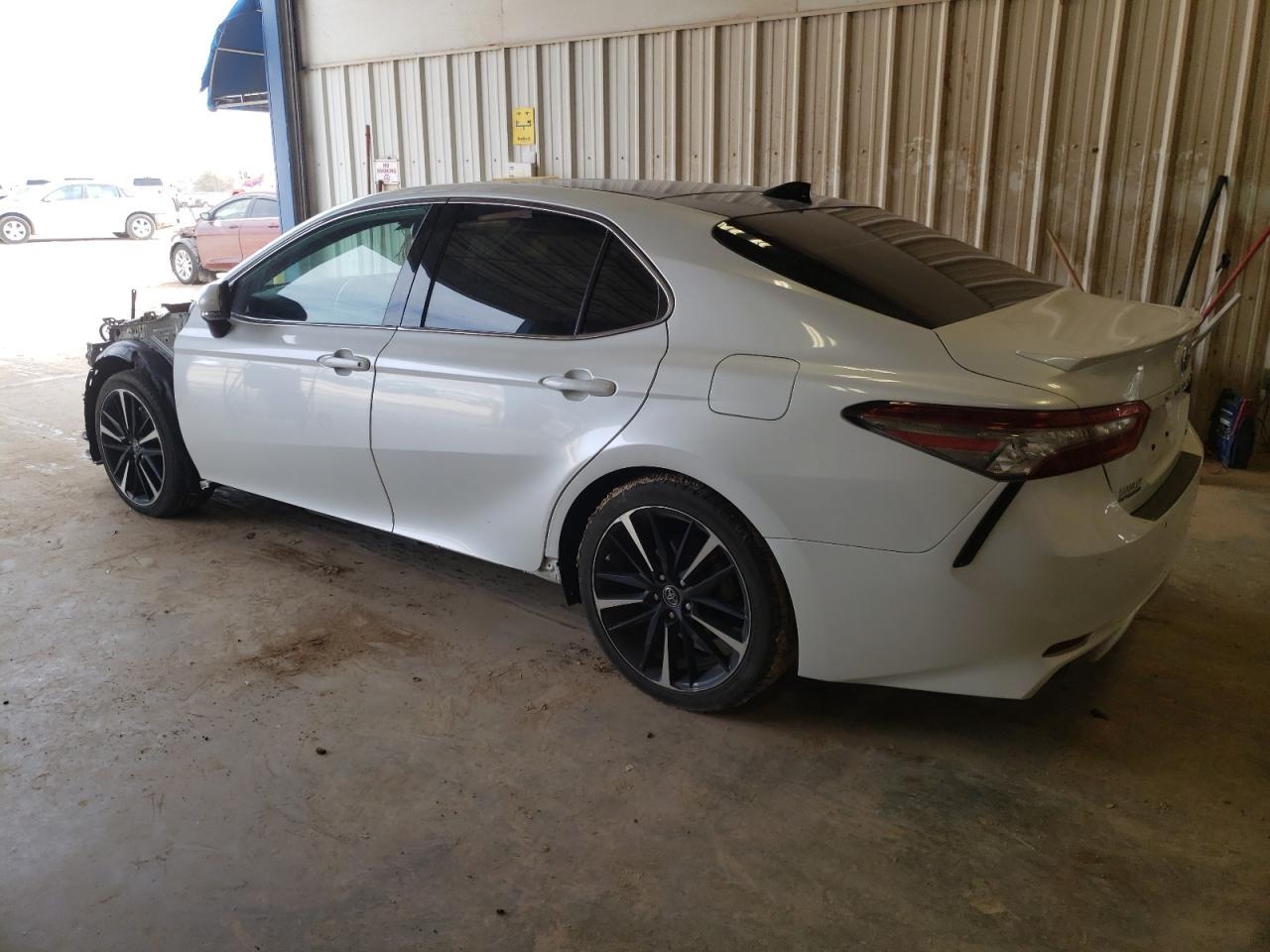 2019 TOYOTA CAMRY XSE - Фото 2