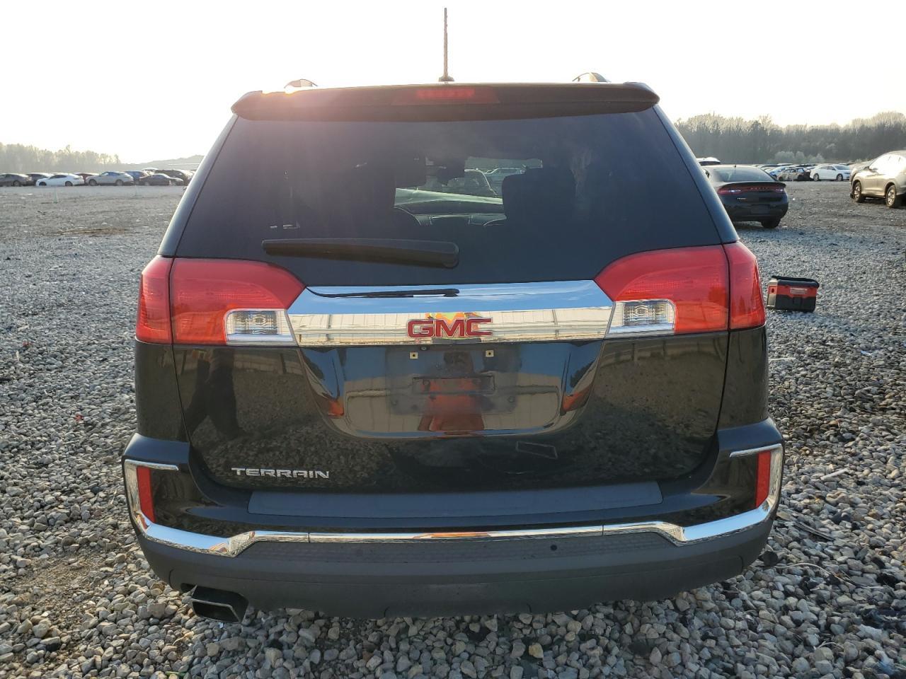 2016 GMC TERRAIN SL - Image 6