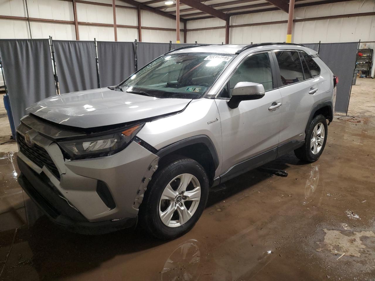 2019 TOYOTA RAV4 LE car image