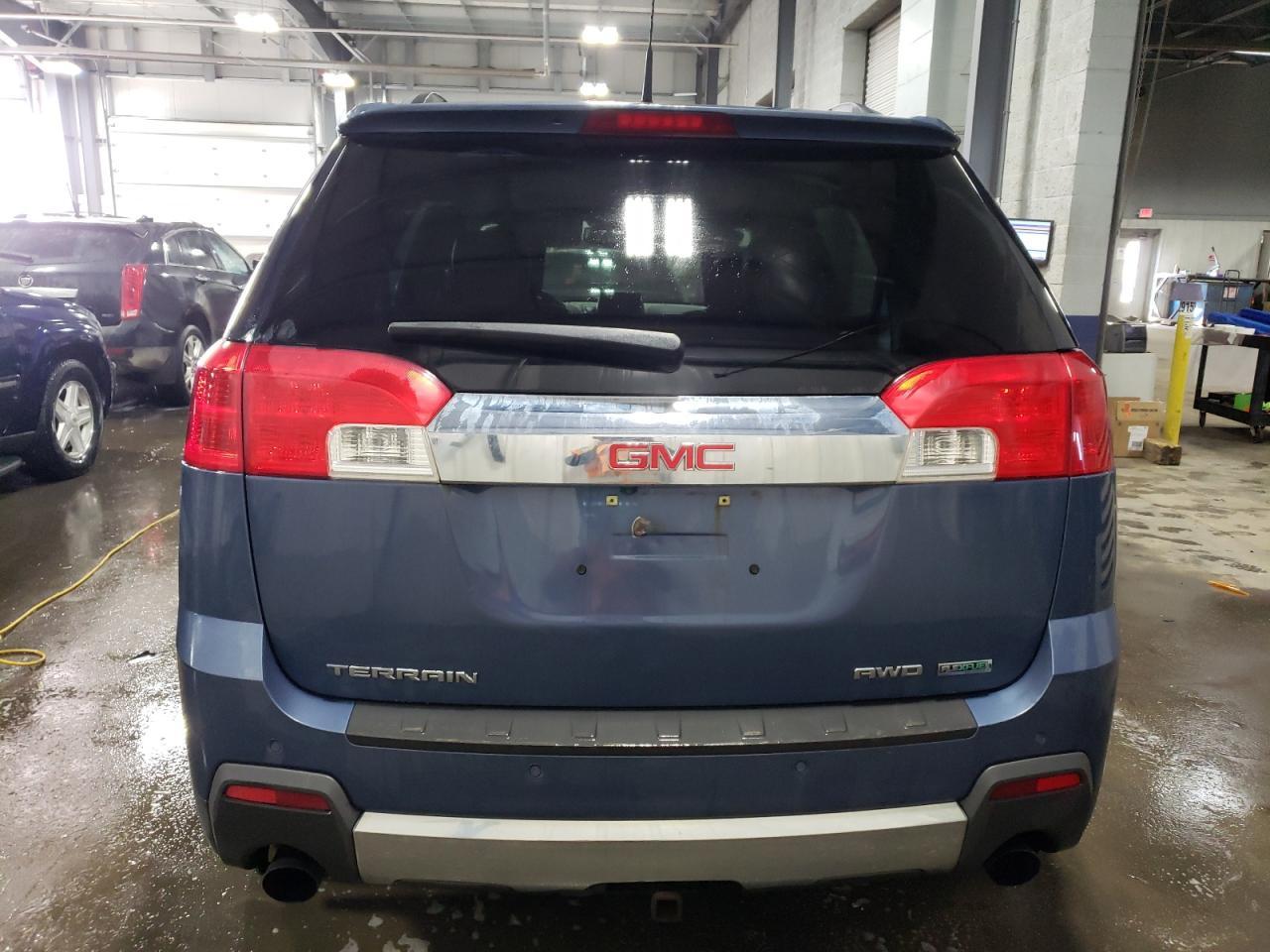 2012 GMC TERRAIN SL - Image 6