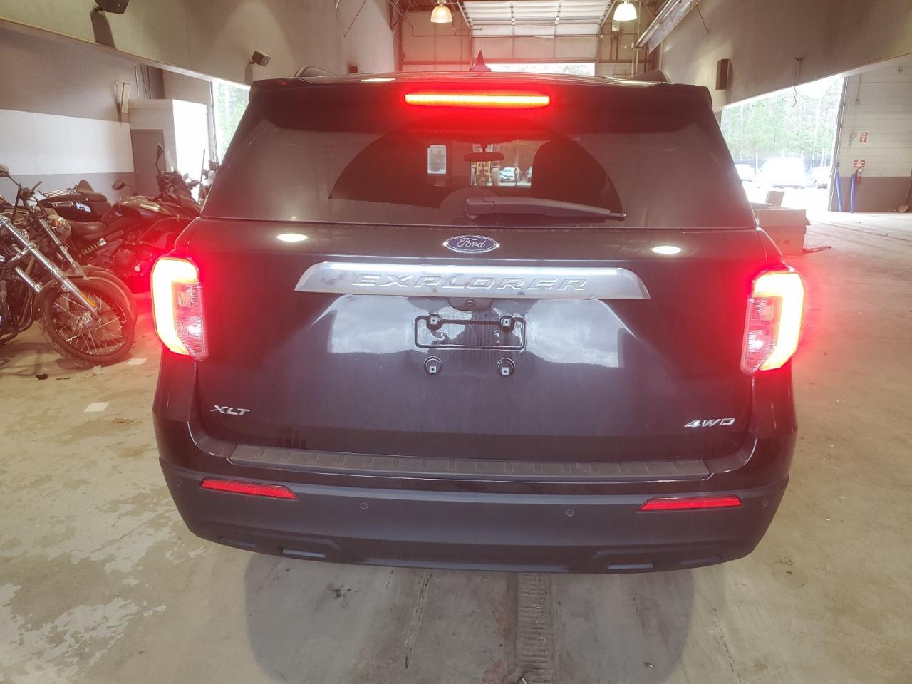 2023 FORD EXPLORER X - Фото 6